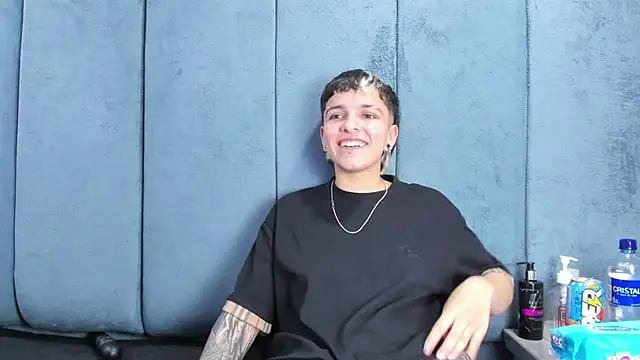 Megan_Thompson_ webcam