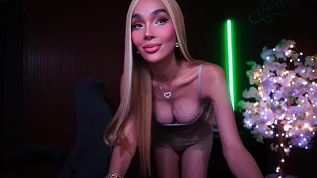 xxforyoureyesonlyxx webcam