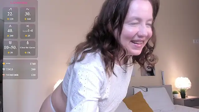 Kira_Adler webcam