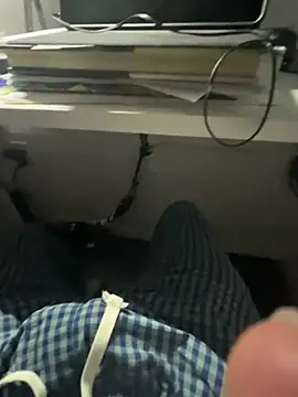 awesomemilkss webcam