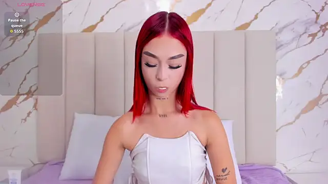 _bella_rossee_ webcam