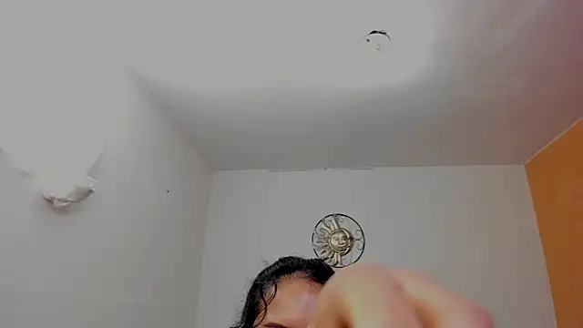 scarlet_wet webcam