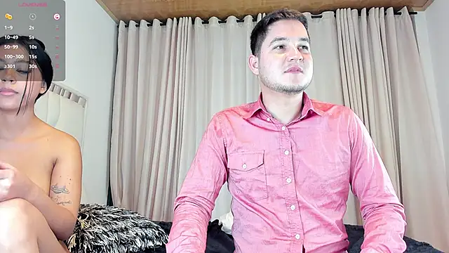 CameronyMartinn live cam on StripChat