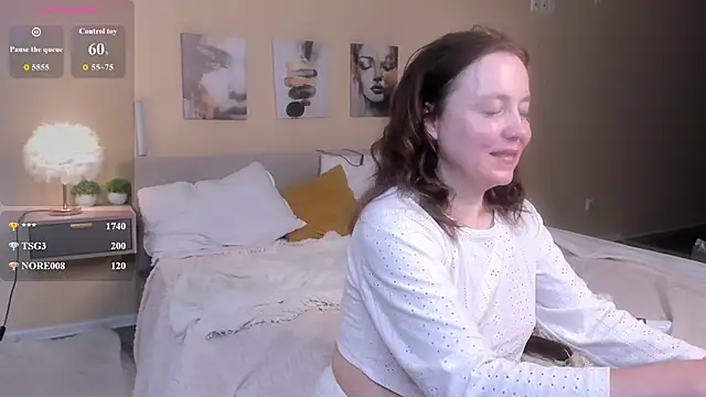 Kira_Adler live cam on StripChat