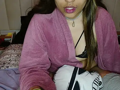 Punchlinejk_ webcam