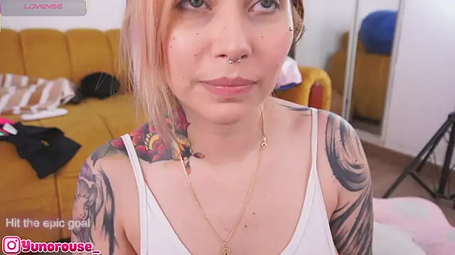 YunoRose_ webcam
