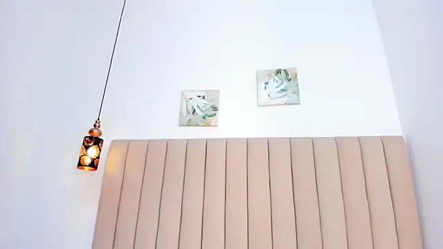 Mistt_Mia webcam