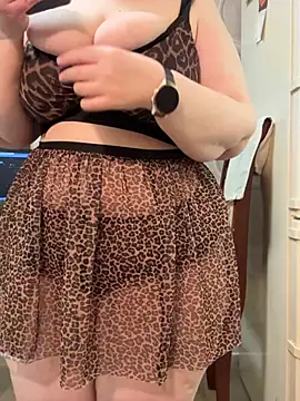 CurvyVelvetXO webcam