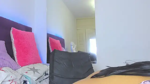 veronicaa_squirt webcam