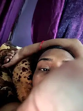 aarti03fb webcam