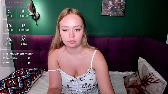 BellaAiry webcam