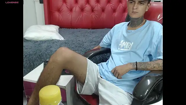 benjamin_anthony webcam