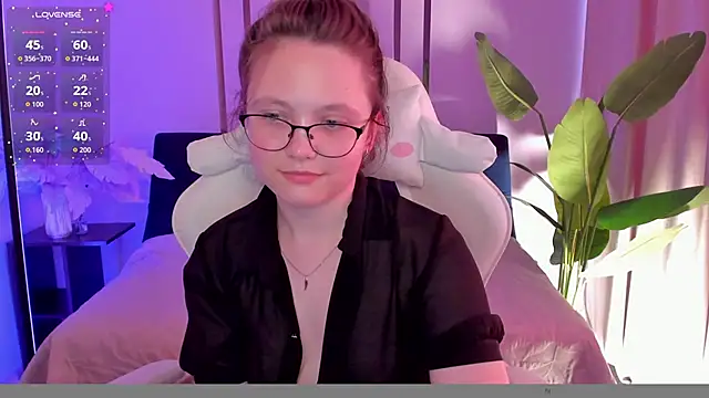 Nika_Vibe webcam