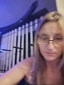 Queenle91 webcam