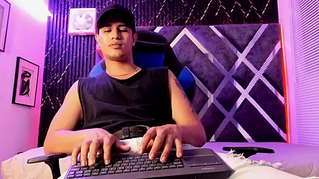 dominic_connor webcam