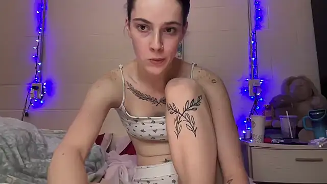 Faithluvv05 webcam