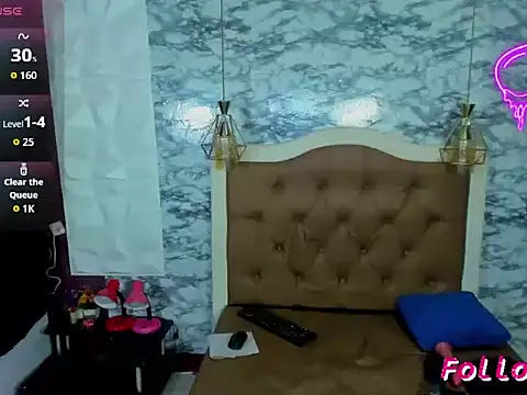 DannaPetitee webcam