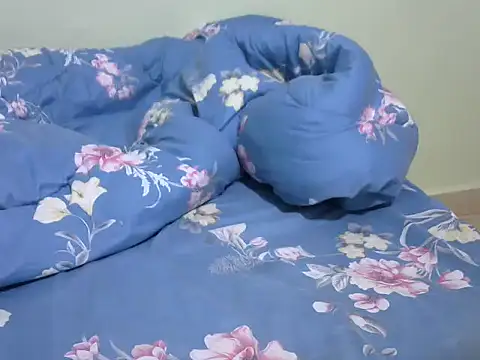 pretty_julie22 webcam