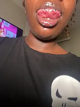 LillShayy webcam