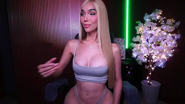 xxforyoureyesonlyxx webcam