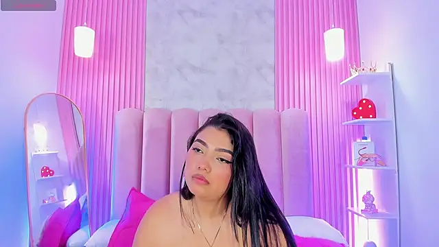 ArianaRougee webcam