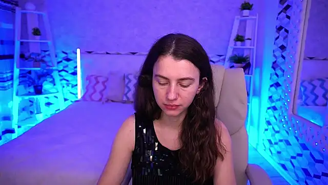 LittleJulii webcam