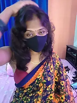 Lena_mahiyaa webcam