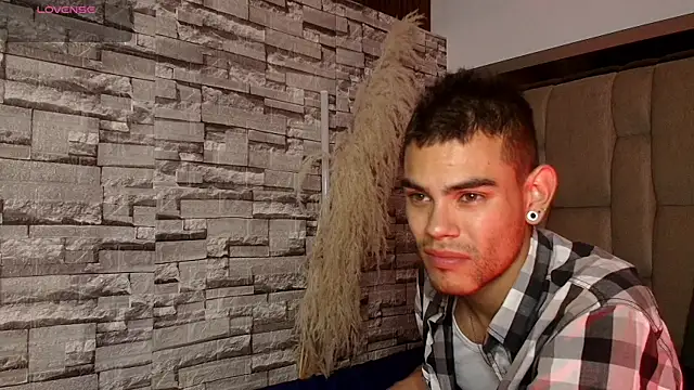 Lycan__ webcam