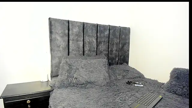 Bryan_Rossi webcam