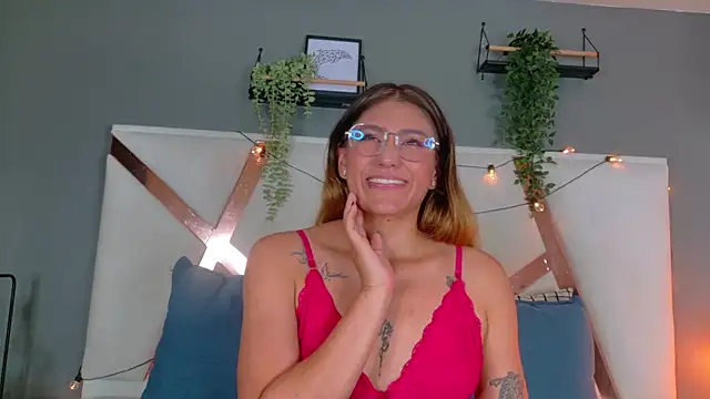LiaaMoretti__ webcam