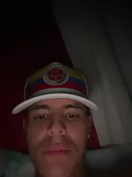 fresdyhot webcam