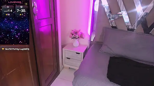 casey_lorens webcam