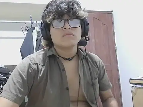 layom_21 webcam