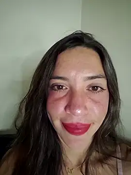loveuu-bae webcam