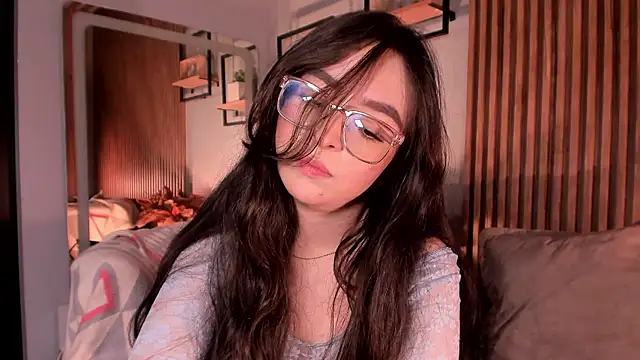 Eva_Macalliter webcam