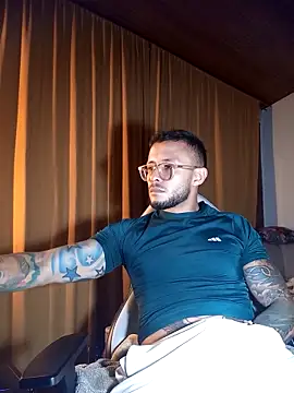 sebastian_horny webcam