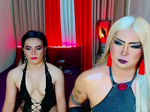 Wildest_Slave_Huntress webcam