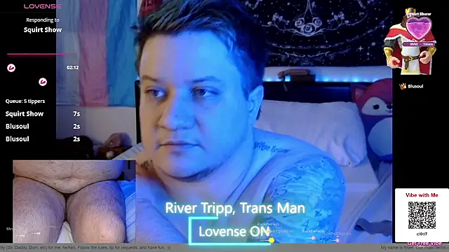 RiverTripp live cam on StripChat
