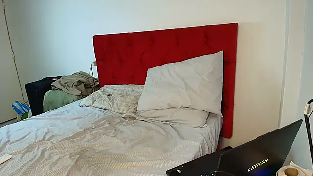 NicoDavisOfficial webcam