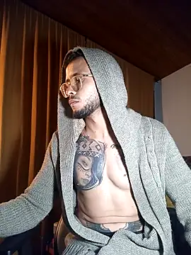 sebastian_horny webcam