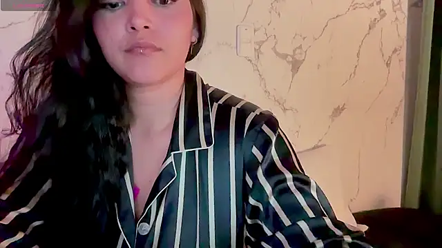 MarcellaGriffin webcam