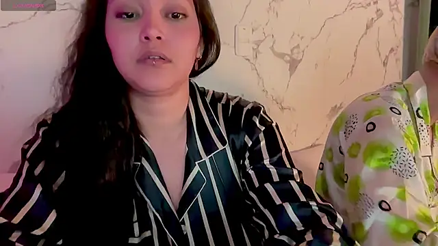 MarcellaGriffin webcam