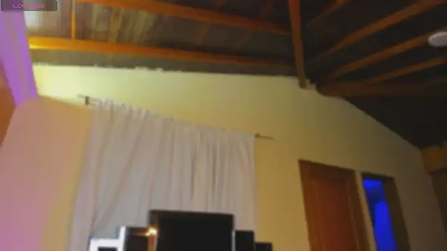 Watch cassie_stevens_ live on EroticFlix - High definition streams