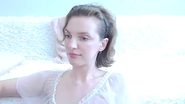 Watch Beauty_Alex live on EroticFlix - High definition streams