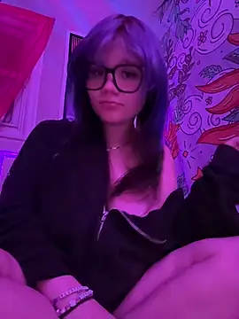 Watch Cutiepiespanks live on EroticFlix - High definition streams