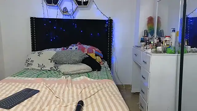 charlotte_077 webcam