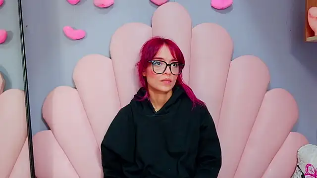 luci_miller webcam