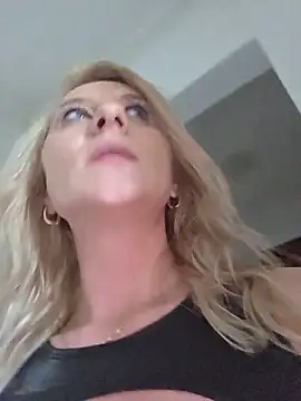 KaylinJan webcam
