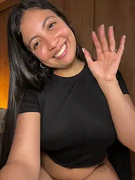 Watch Nina_Belle live on EroticFlix - High definition streams