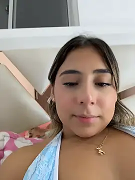 MelodyRey__ webcam